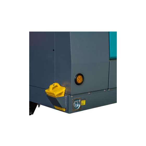 Винтовой дизельный компрессор Master Blast MB-185D-7+AC с осушителем, на шасси